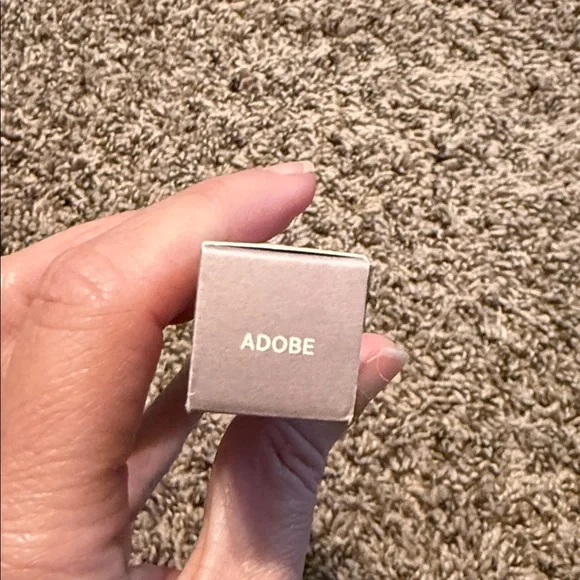 ILIA Liquid Powder Eye Shadow Tint - adobe - Picture 7 of 9